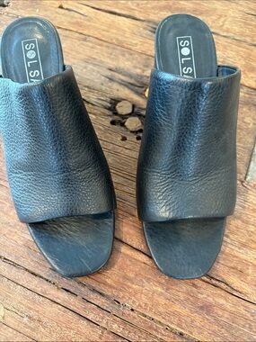 Sol Sana Black Leather Open-Toe Slide Mules
